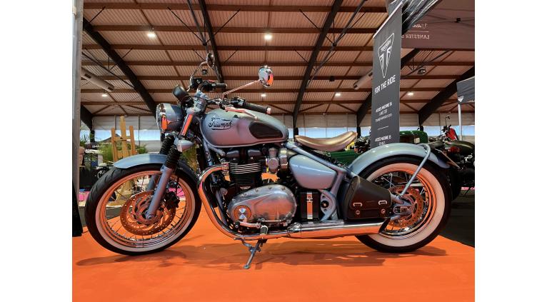 TRIUMPH 1200 BOBBER (Thunderbird 1949)