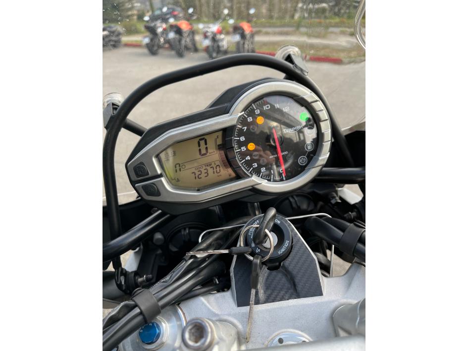 TRIUMPH TIGER 1200 EXPLORER