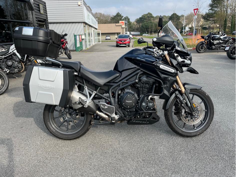 TRIUMPH TIGER 1200 EXPLORER