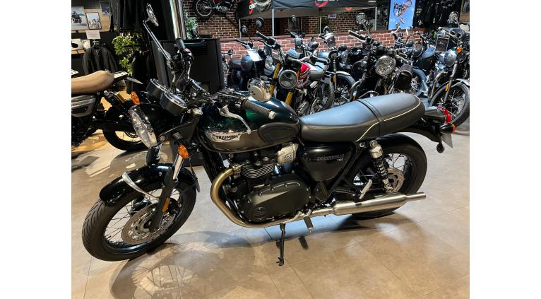 TRIUMPH BONNEVILLE T100 900