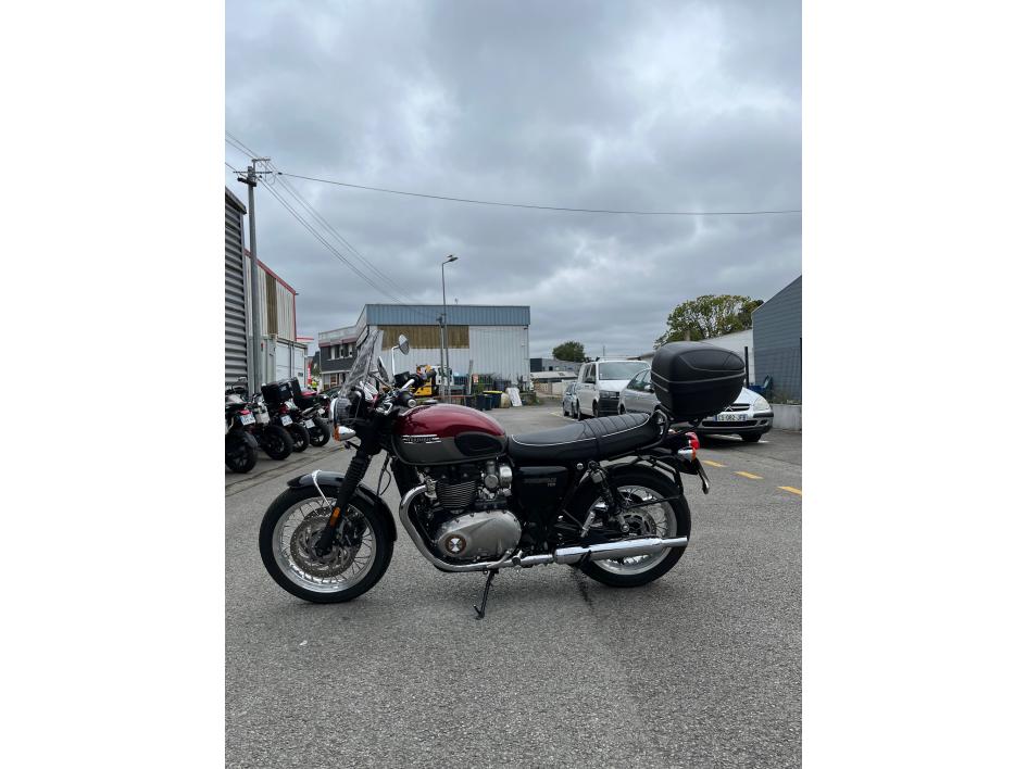 TRIUMPH BONNEVILLE T120