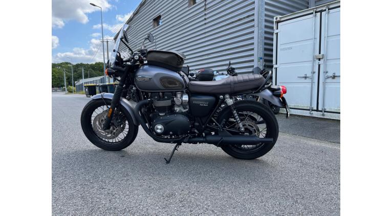 TRIUMPH Bonneville T120 Black