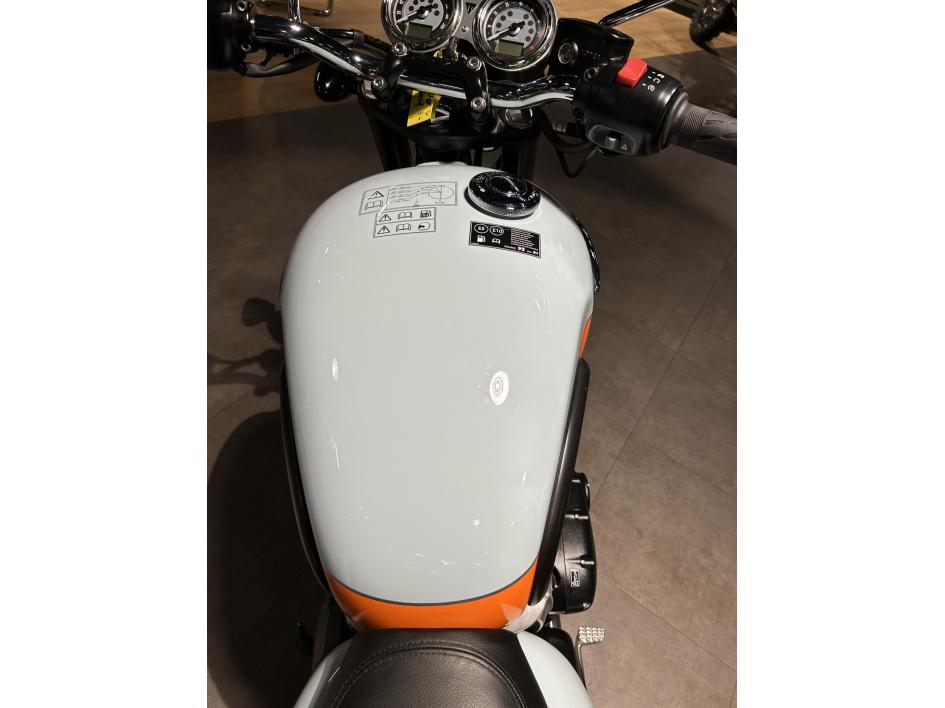 TRIUMPH BONNEVILLE T100 - 1ERE MAIN - 2860 KM - ELIGIBLE A2 ET LOA