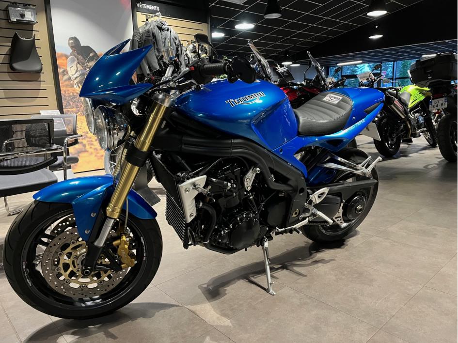 TRIUMPH SPEED TRIPLE 1050