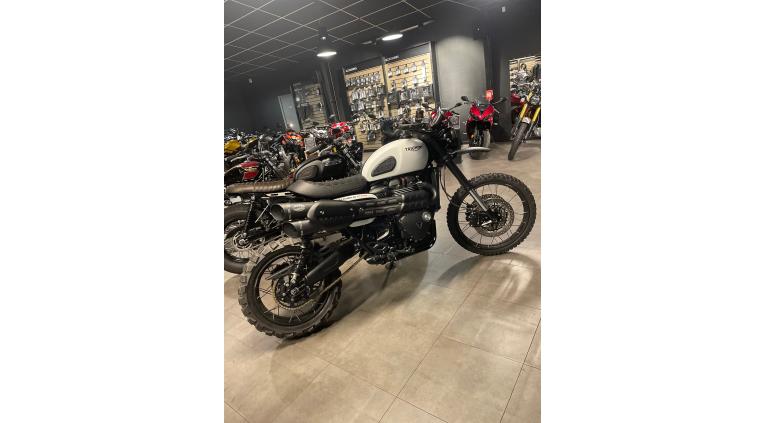 TRIUMPH SCRAMBLER 1200 XE