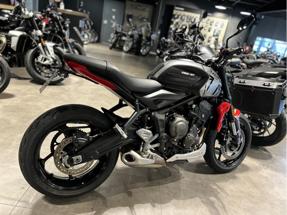 TRIUMPH TRIDENT 660 - ELIGIBLE A2