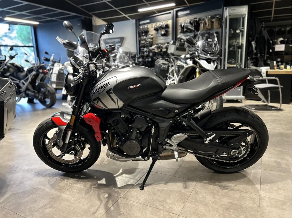 TRIUMPH TRIDENT 660 - ELIGIBLE A2