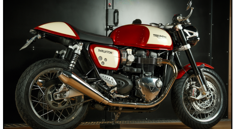 1200 TRUXTON RS CLASSIC CANDY RED & CREAM