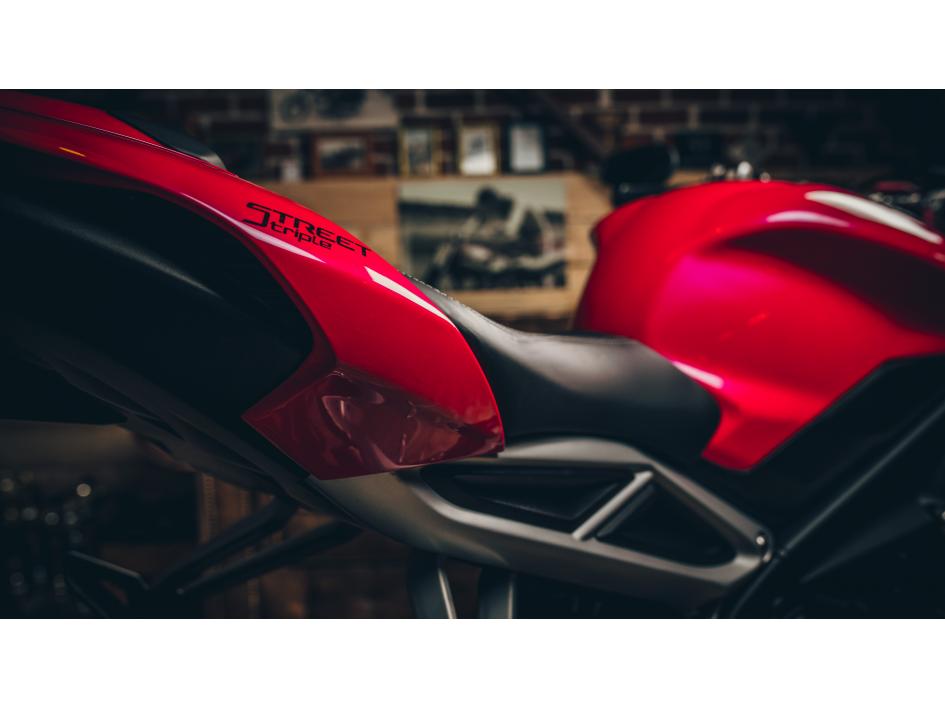 STREET TRIPLE RS PATATOR 3000