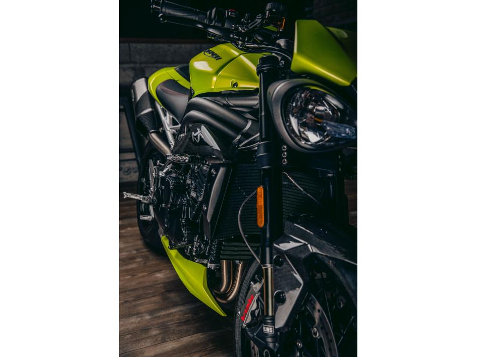 SPEED TRIPLE RS ROULETTE GREEN